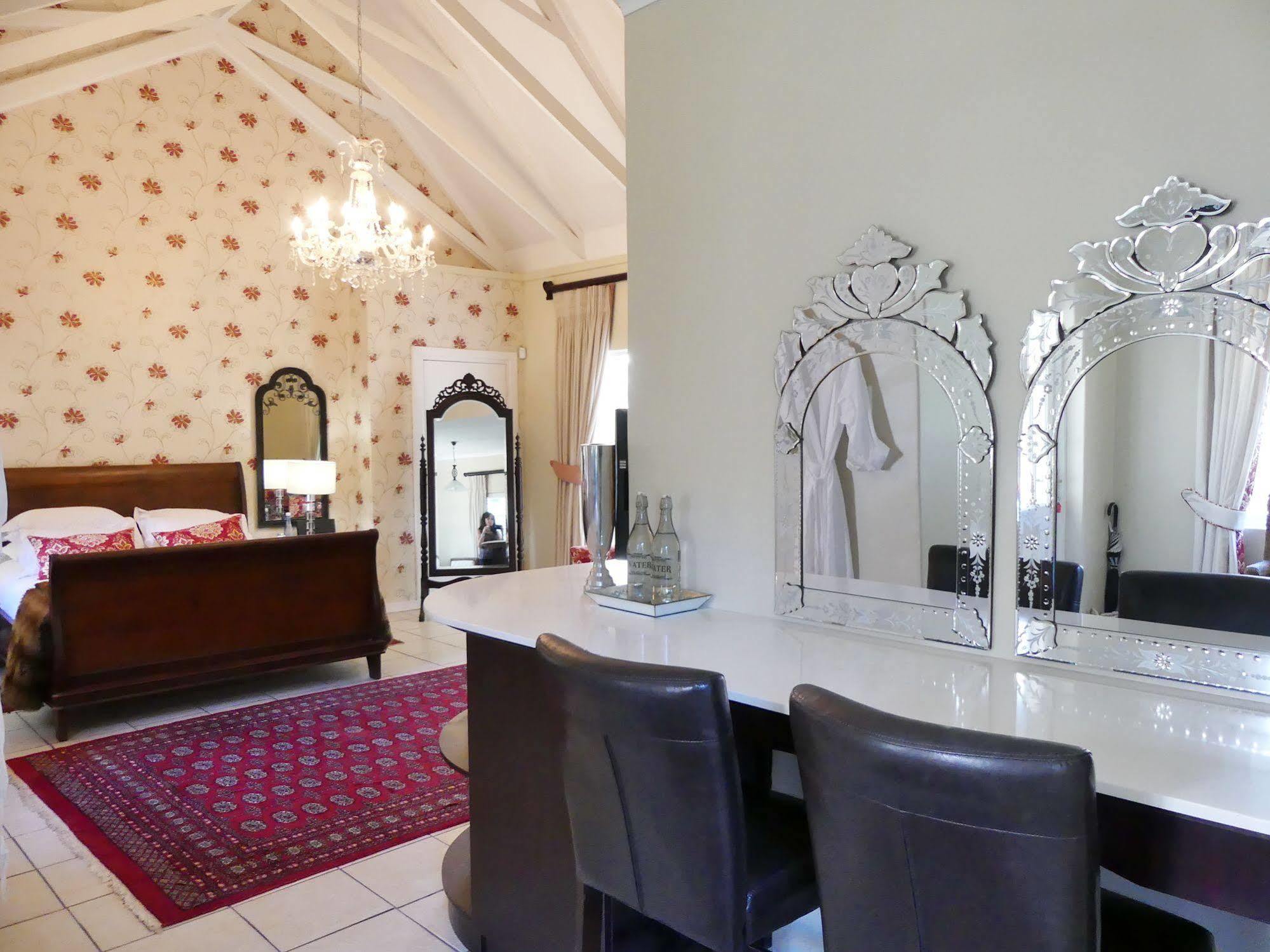 The Plantation Bed & Breakfast พอร์ตเอลิซาเบธ ภายนอก รูปภาพ